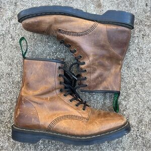 Solovair Made in England light Brown Leather Derby Boots Lace Up Moto